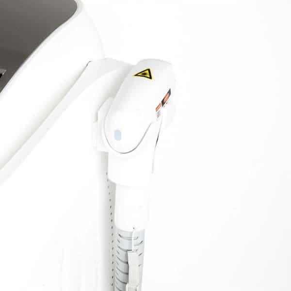 הסרת שיער בלייזר X- Laser NXT 4